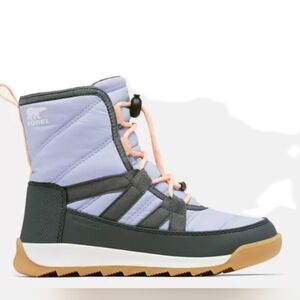 New Sorel Youth Whitney II size 4